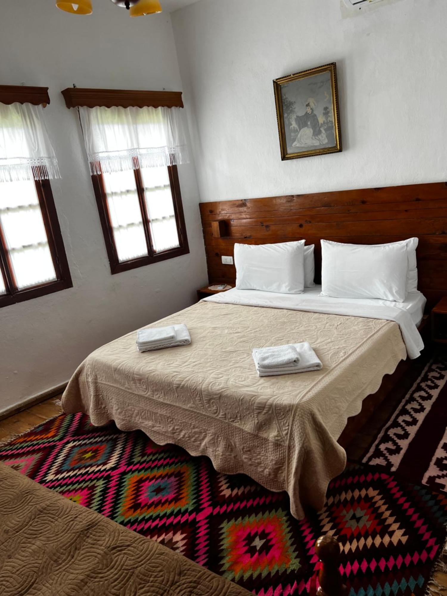 Guest House Salaria ジロカストラ エクステリア 写真